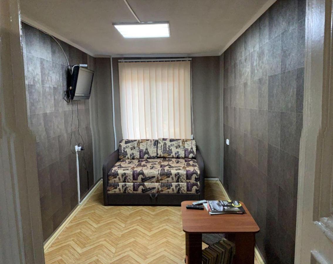 Хостел Космос Dnipro Exterior photo